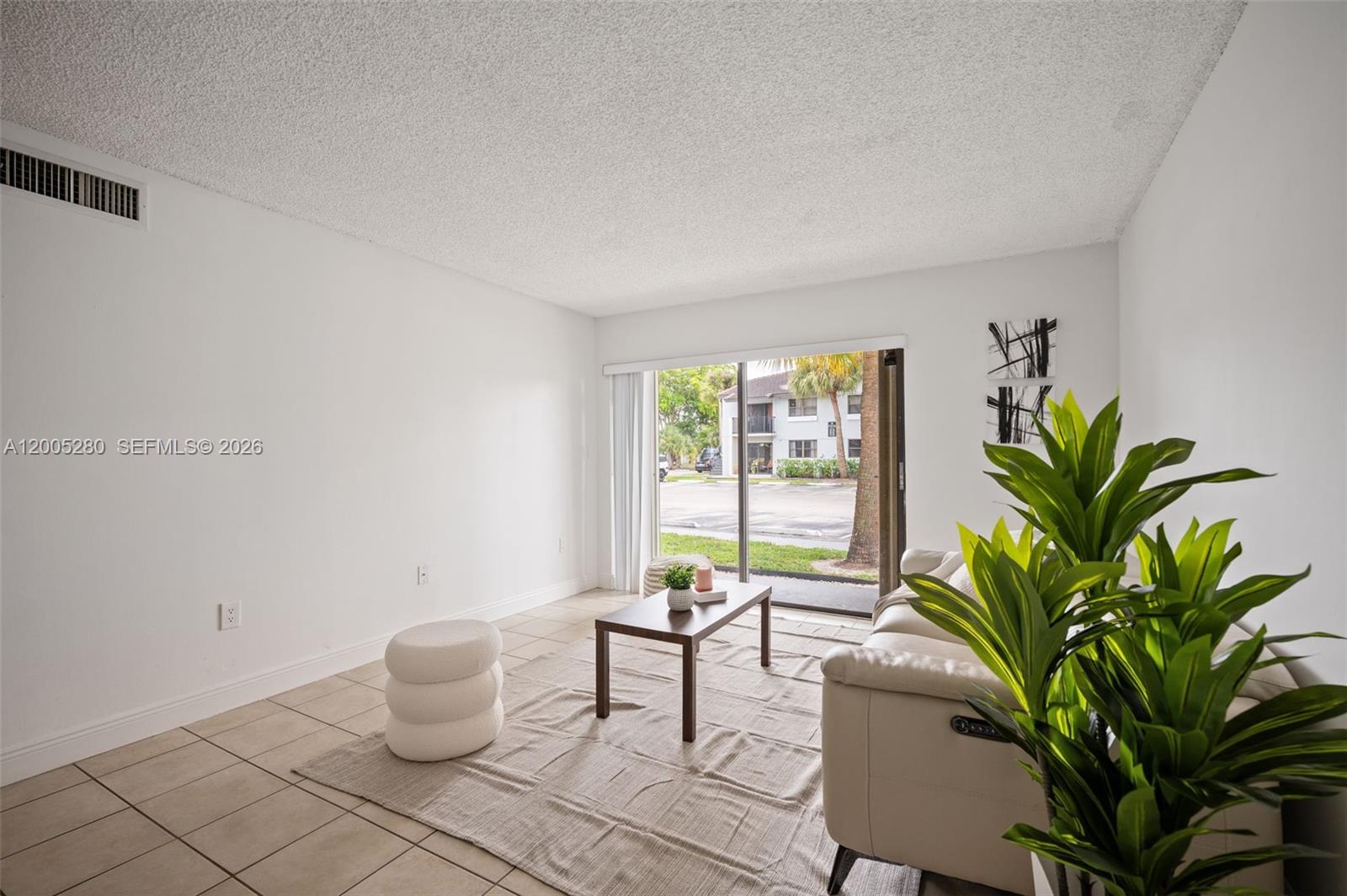 VILLA BELLINI CONDO - Residential