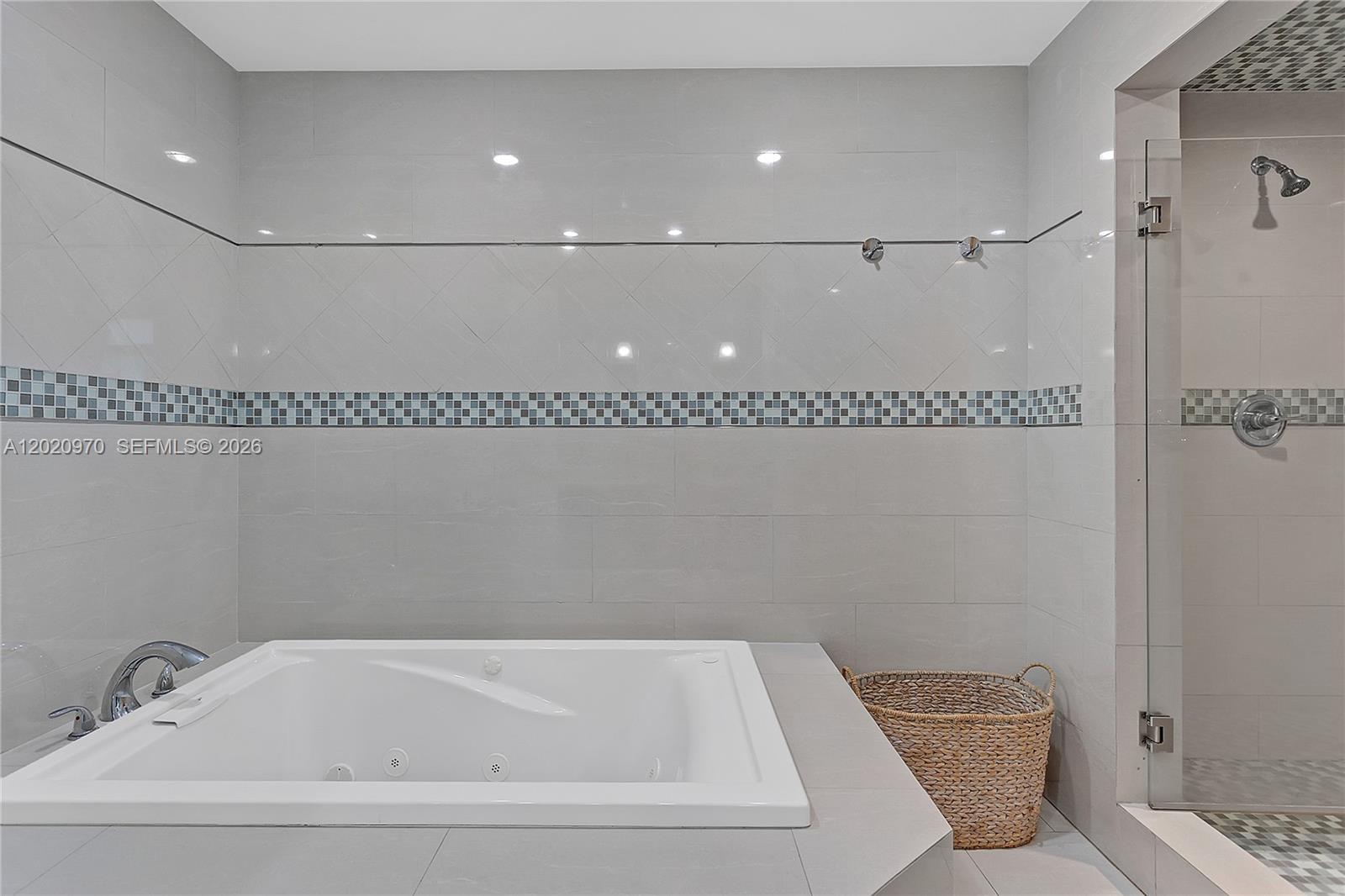 BAY HEIGHTS 1ST ADDN - Residential