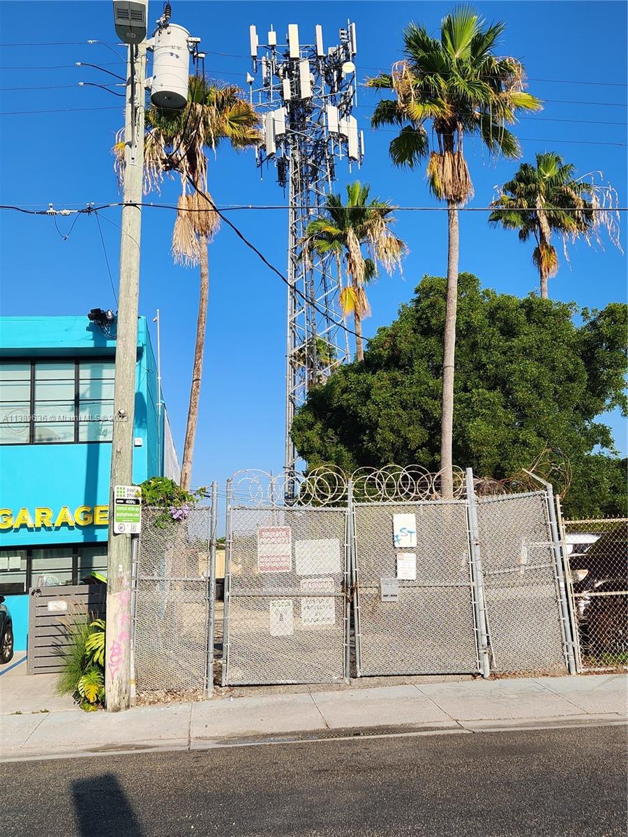 WADDELLS - Commercial Sale