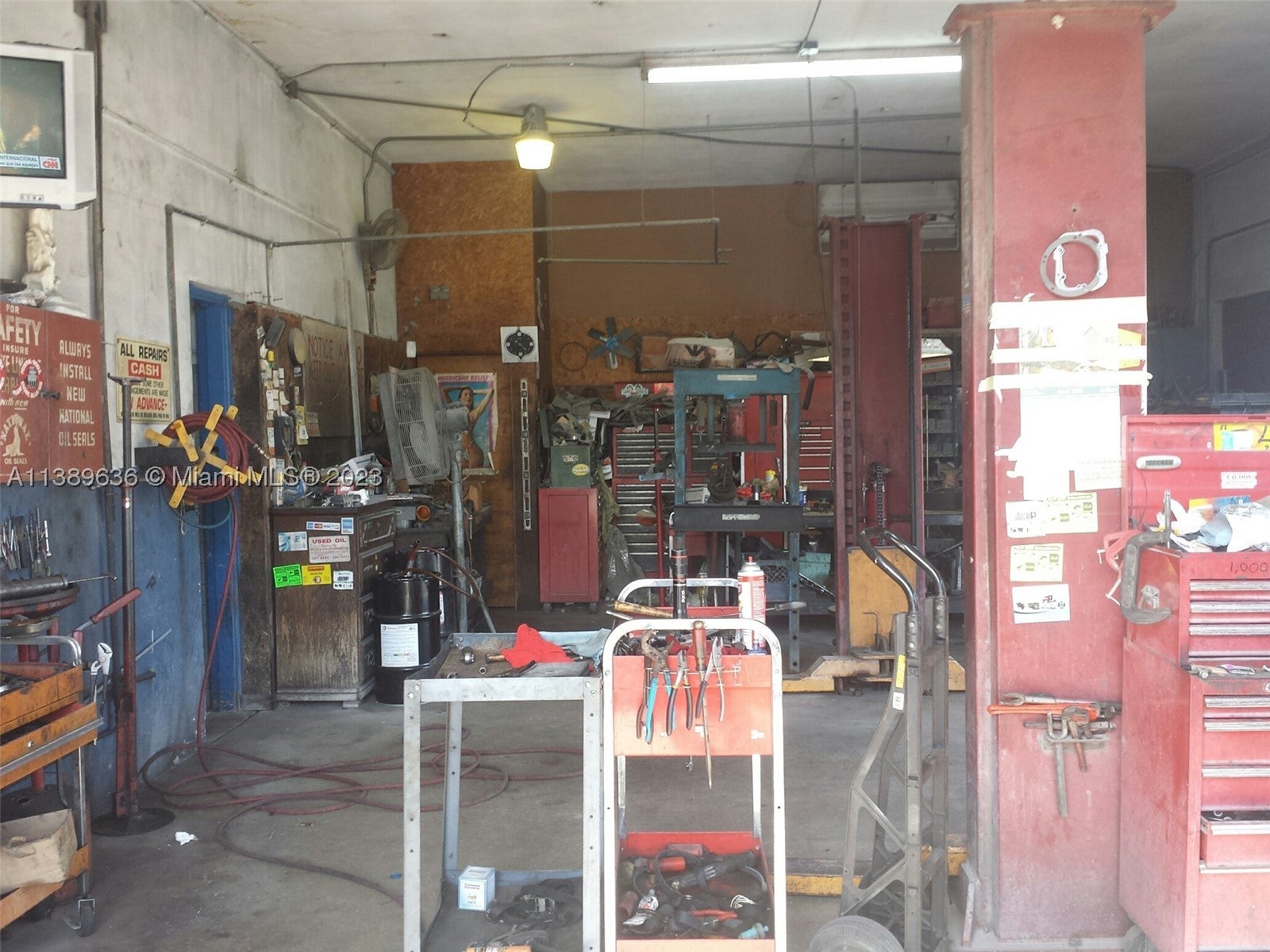 60 NW 20th St