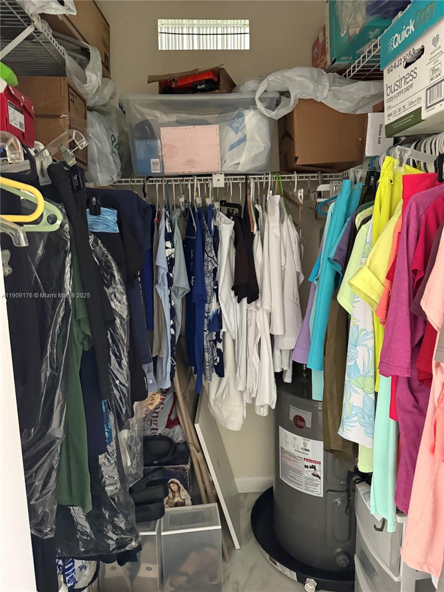 VIEWPOINTE CONDO - Residential