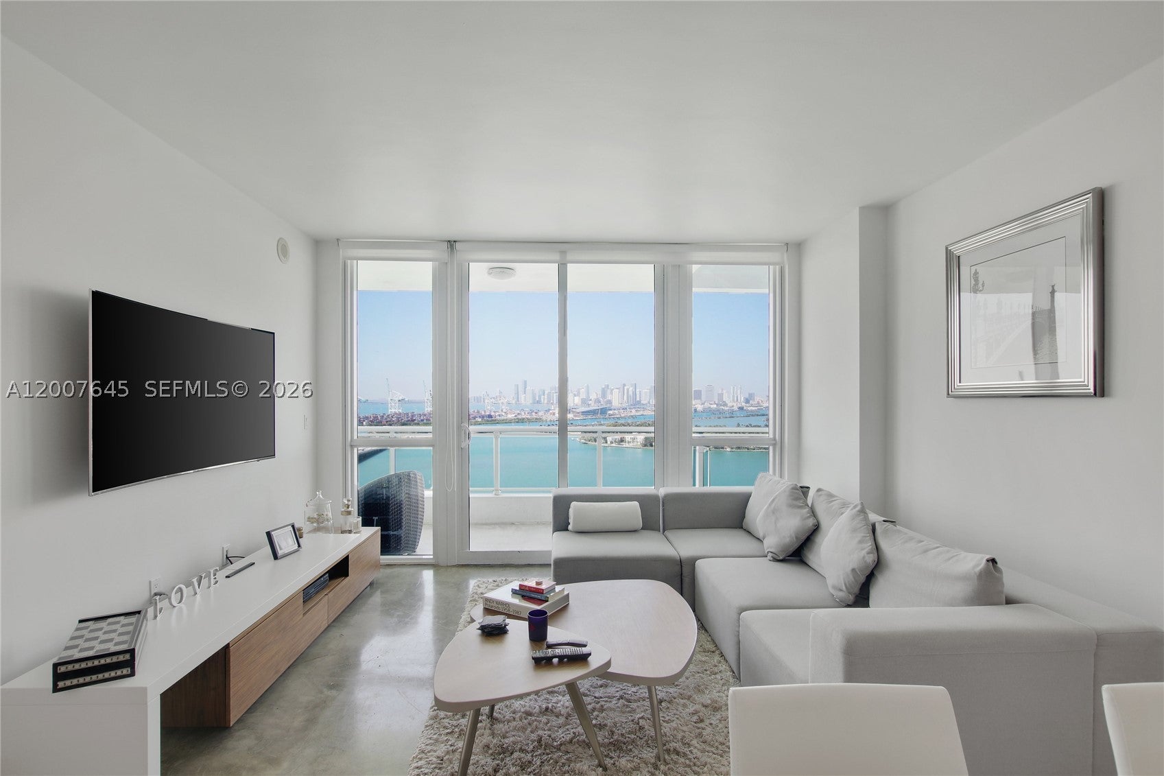 540 West Ave 2112