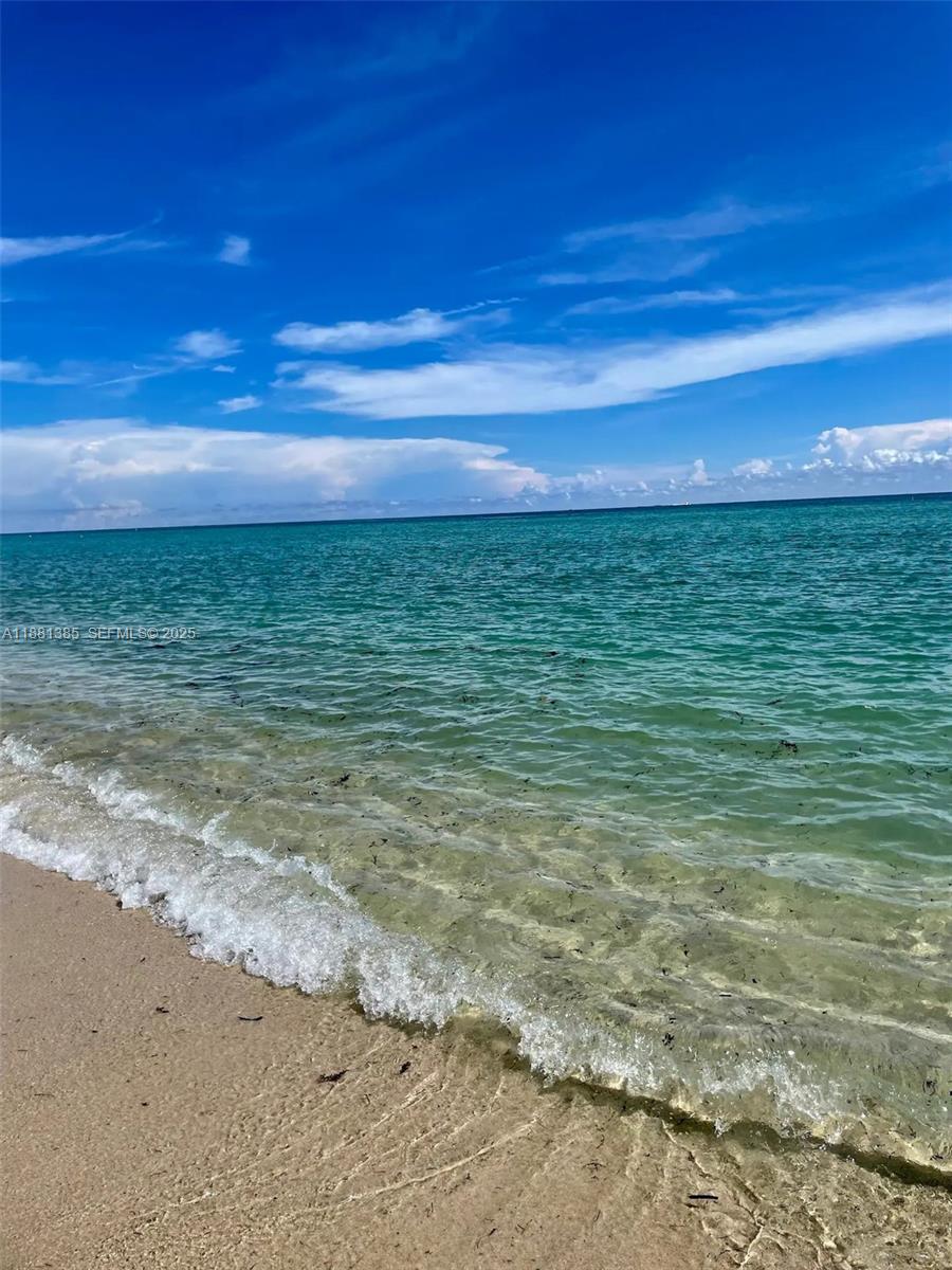 WELWORTH CONDO - Residential