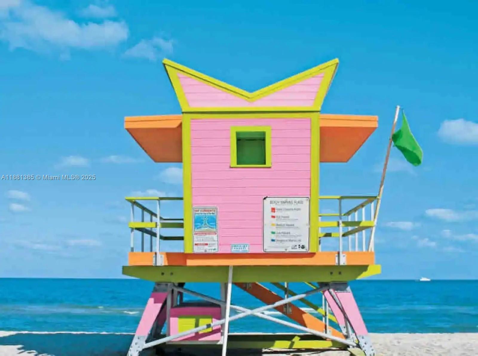 WELWORTH CONDO - Residential