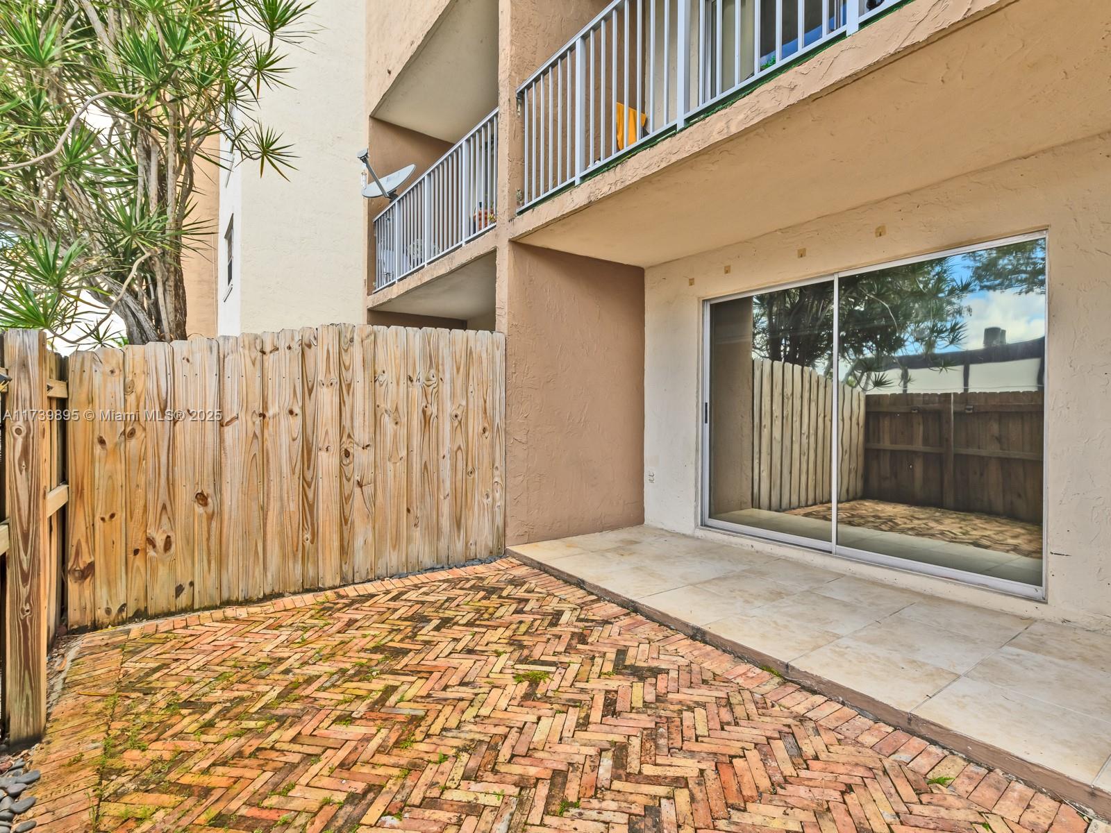 THE BERKELEY CONDO - Residential