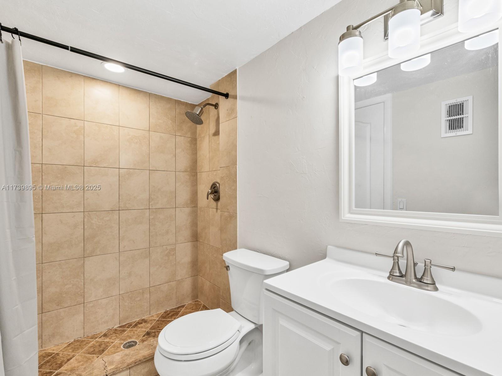 THE BERKELEY CONDO - Residential