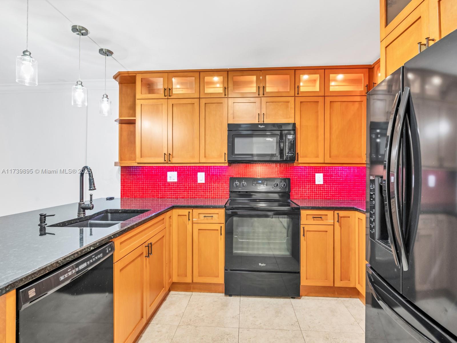 THE BERKELEY CONDO - Residential