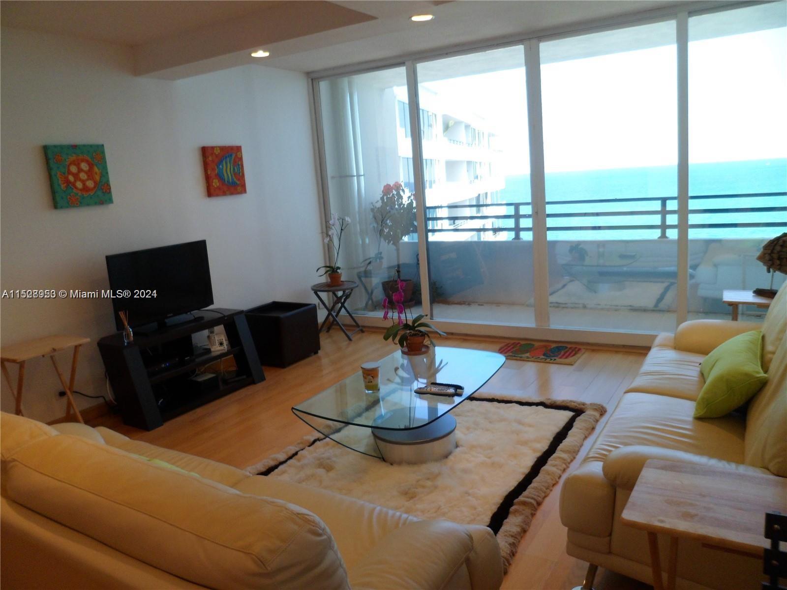 ALEXANDER TOWERS CONDO - Residential Lease