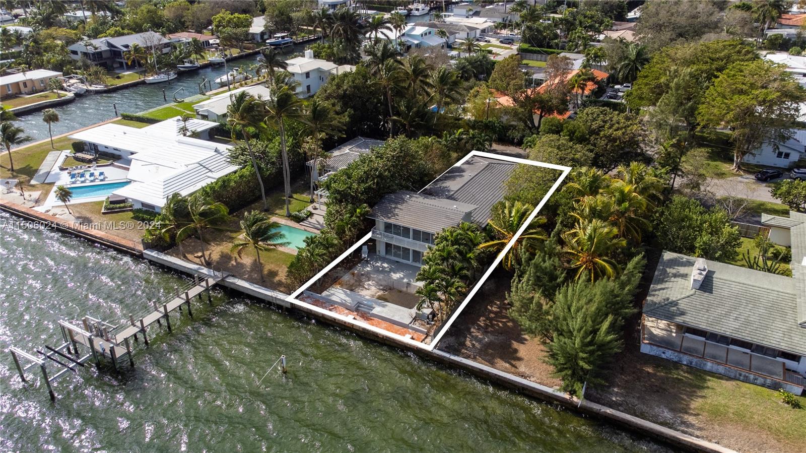 WATERSEDGE - Residential