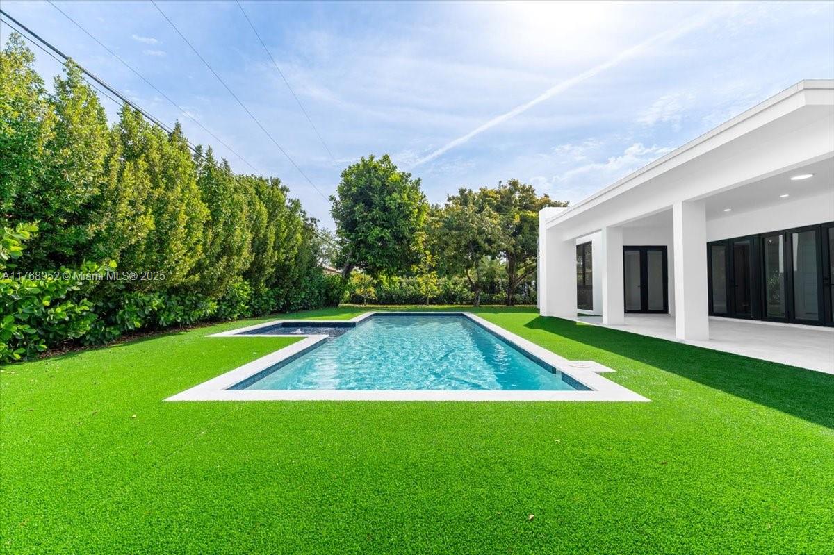 ANDREWS & BIGMAN SUB - Residential