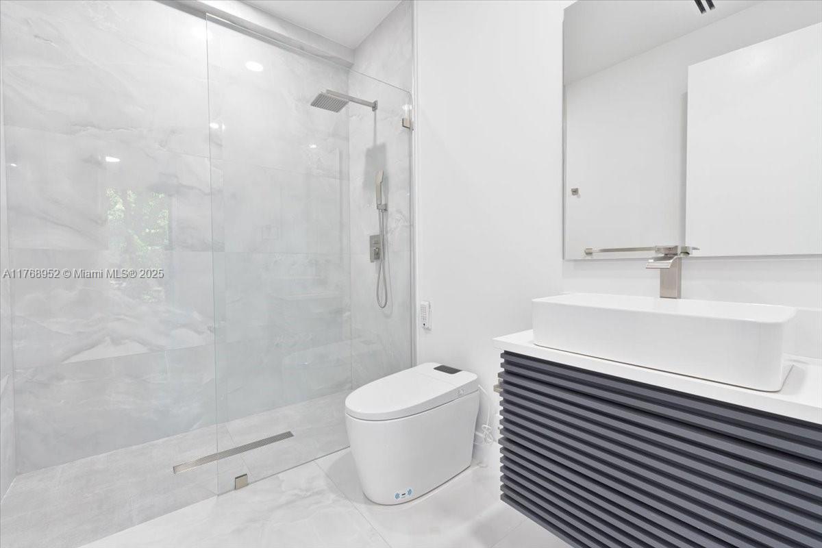 ANDREWS & BIGMAN SUB - Residential