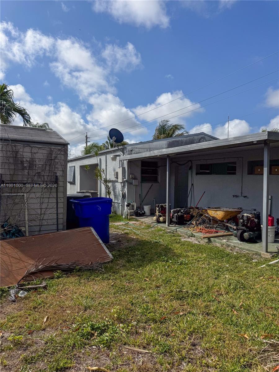 HYDE PARK FIRST SEC - Residential