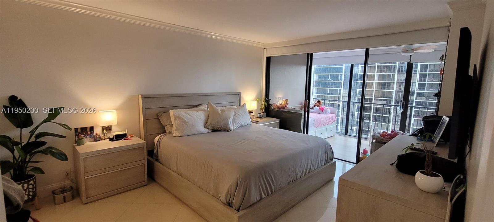 BRICKELL PLACE CONDO - Residential