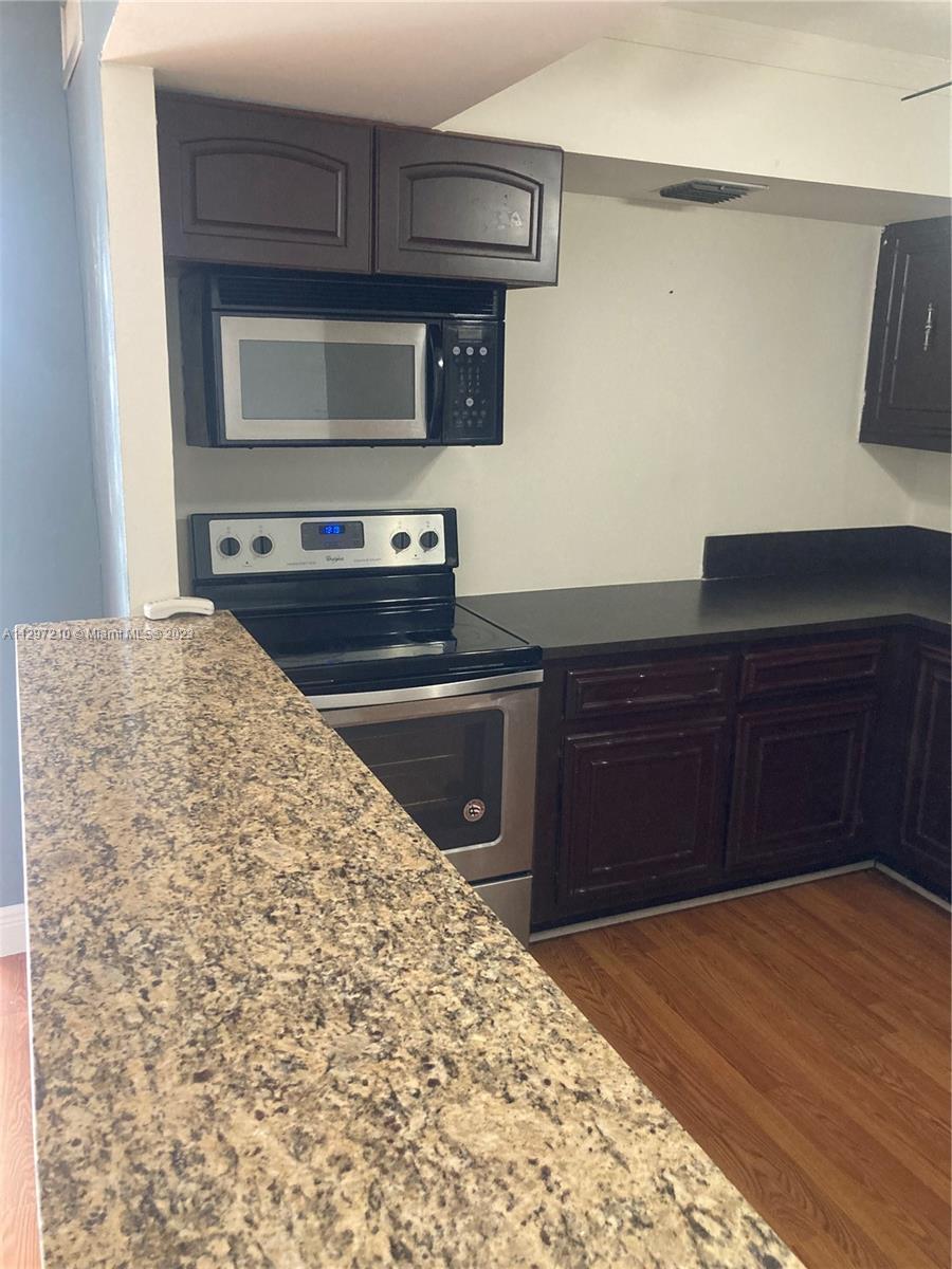 DE SOTO PARK CONDO - Residential