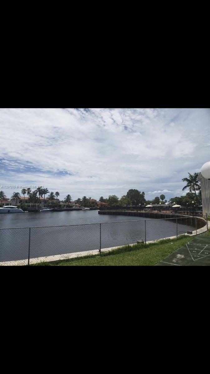 DE SOTO PARK CONDO - Residential