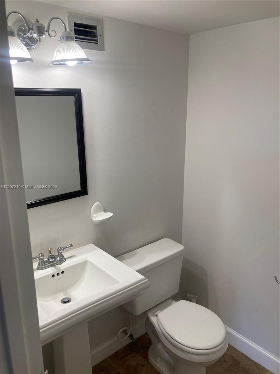 DE SOTO PARK CONDO - Residential