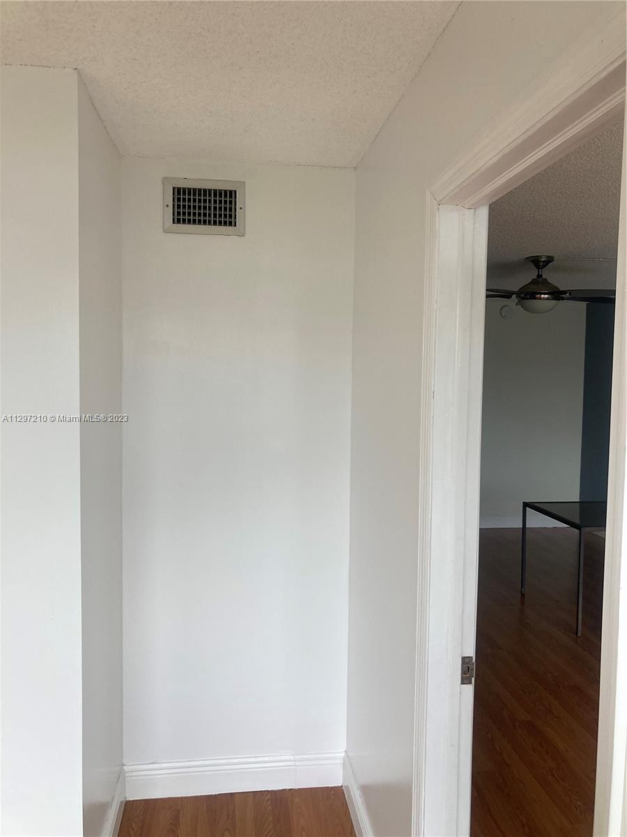 DE SOTO PARK CONDO - Residential