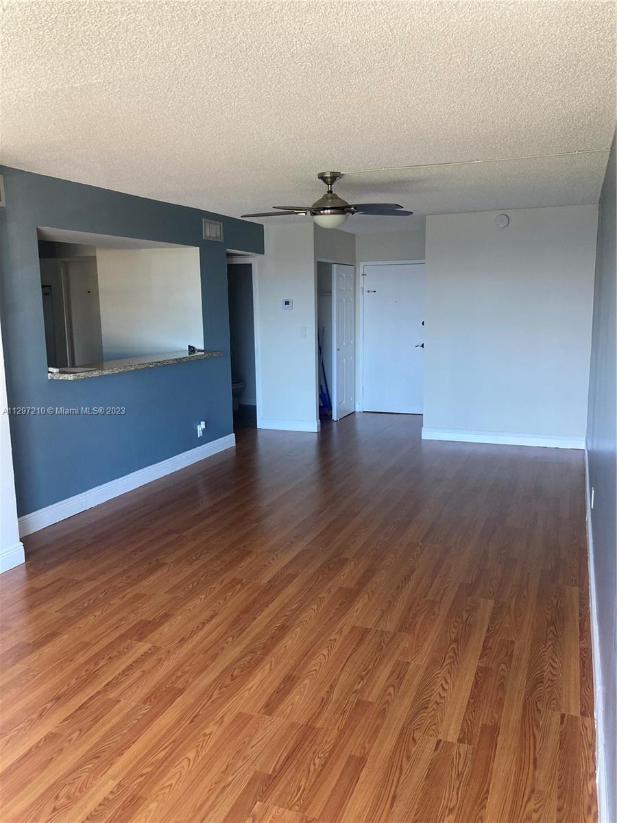 DE SOTO PARK CONDO - Residential