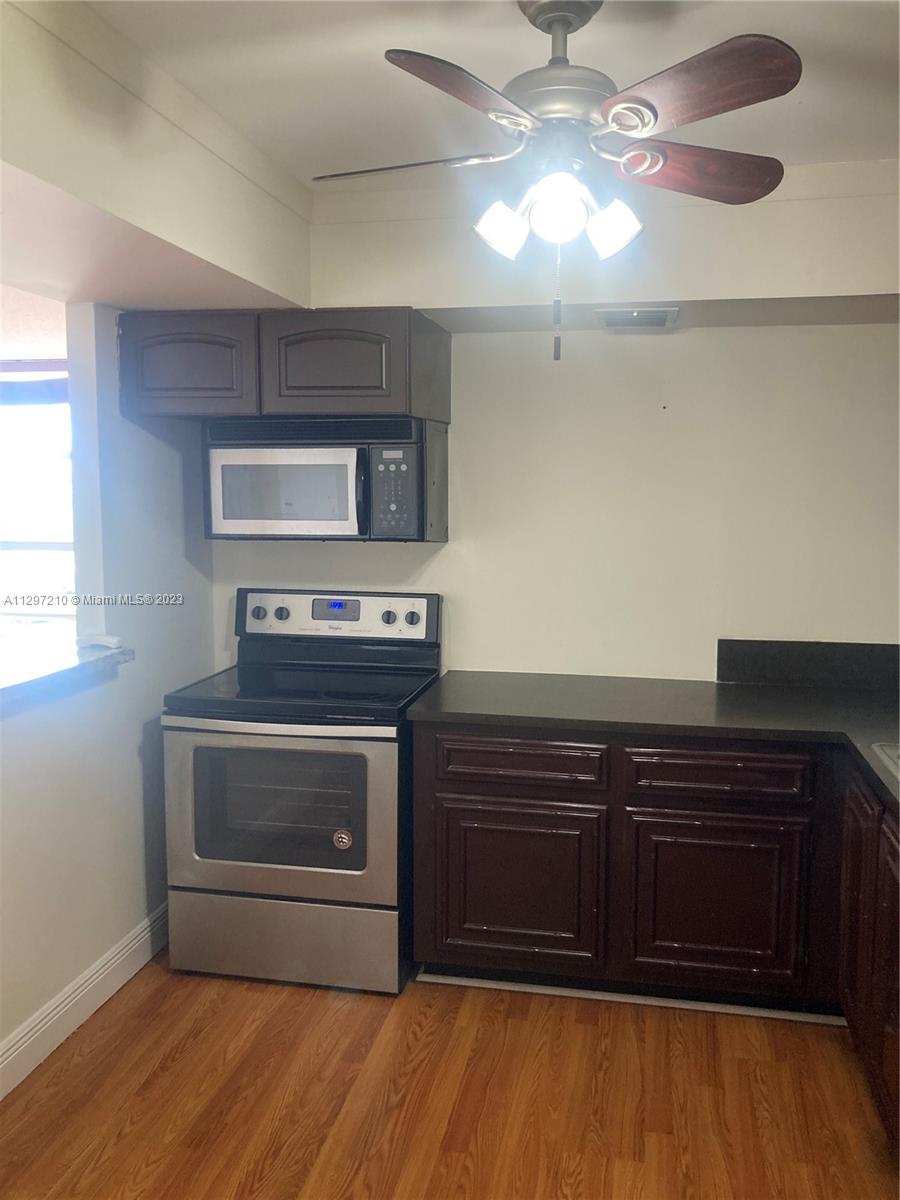 DE SOTO PARK CONDO - Residential