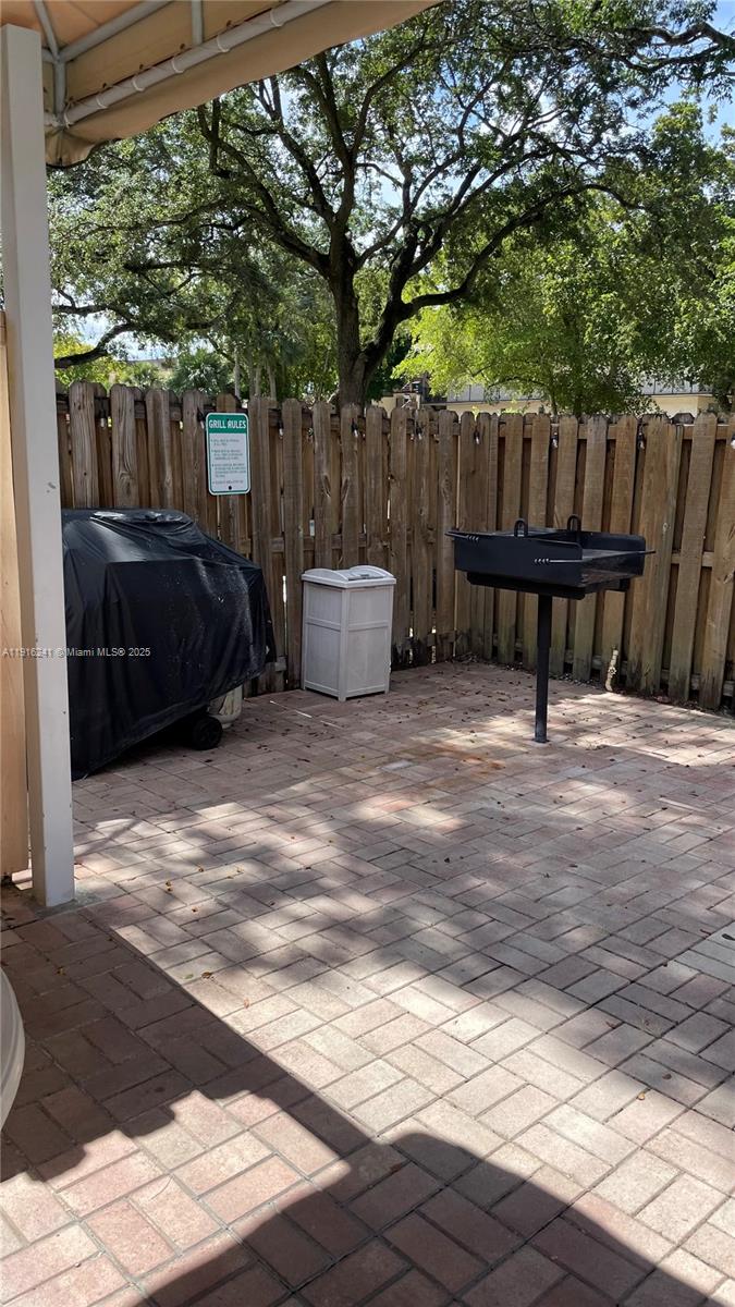 ROYAL PALM AT PLANTATION - Residential