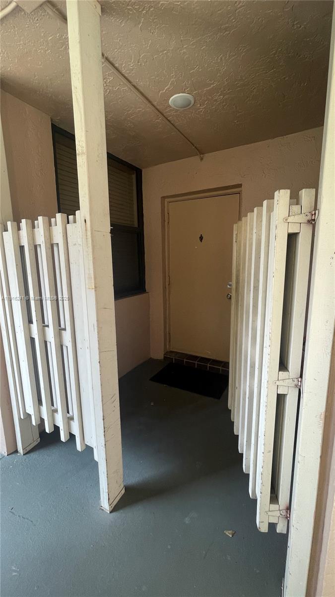 ROYAL PALM AT PLANTATION - Residential