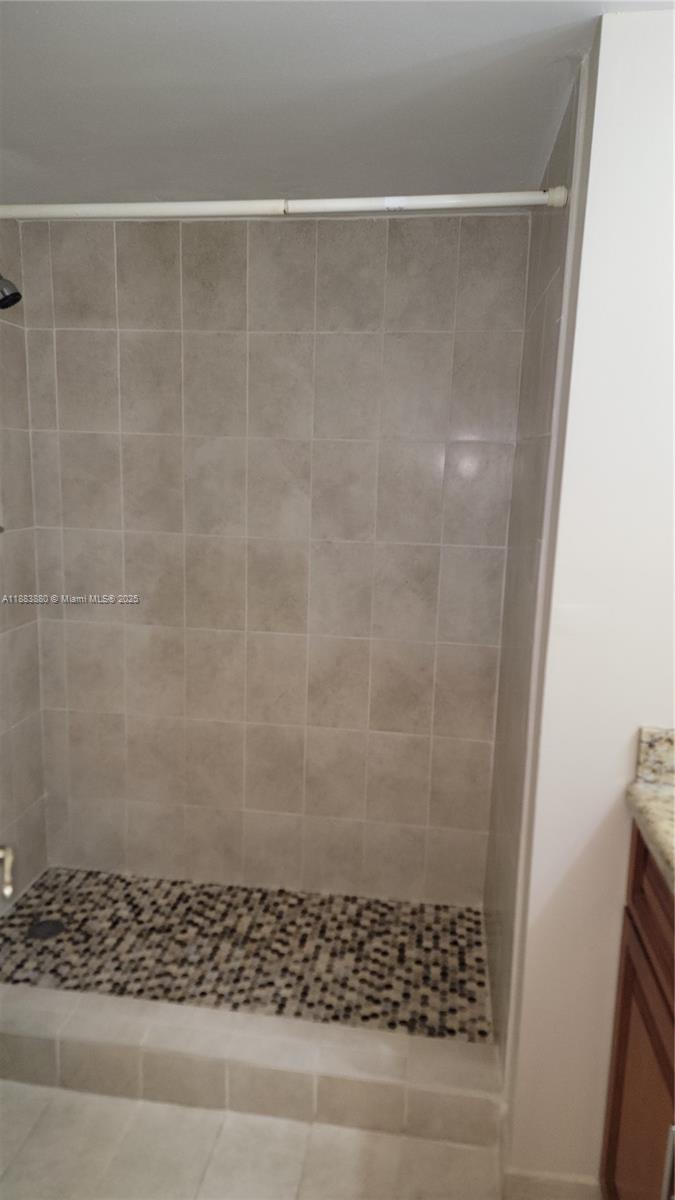 KENDALL ACRES WEST CONDO - Residential Lease