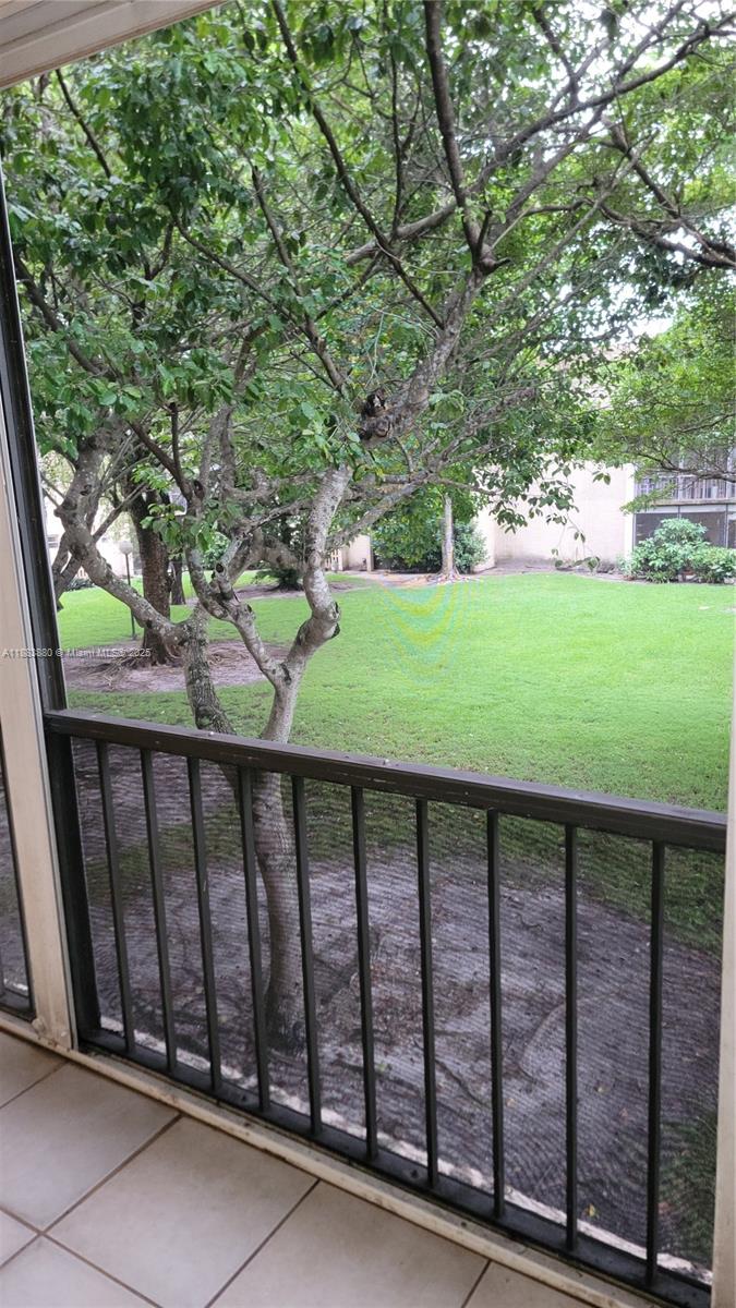 KENDALL ACRES WEST CONDO - Residential Lease
