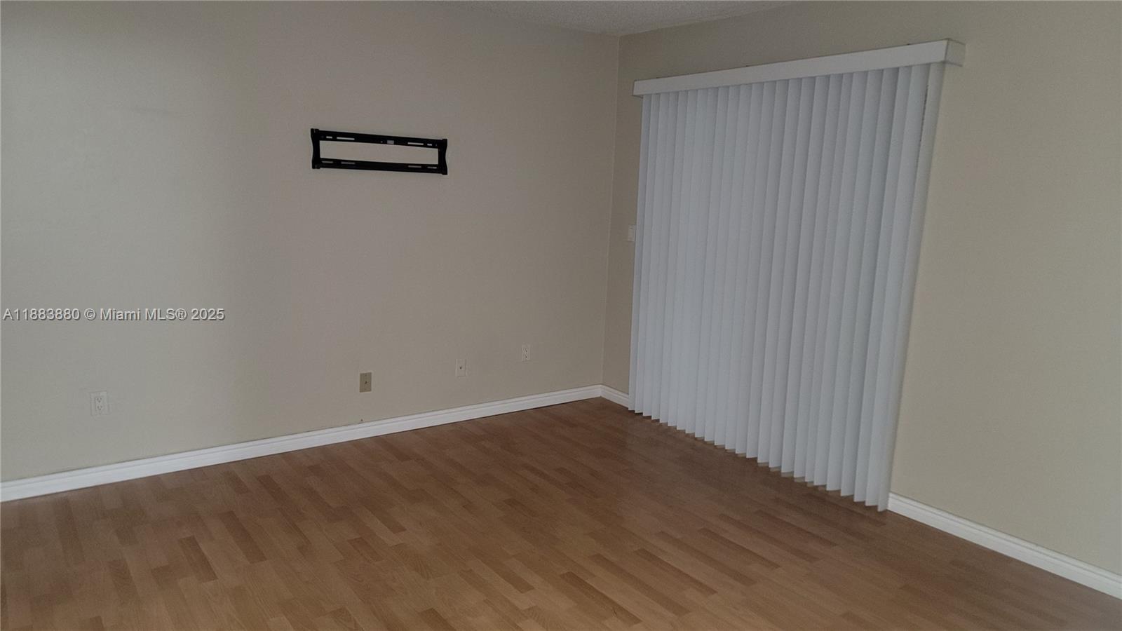 KENDALL ACRES WEST CONDO - Residential Lease
