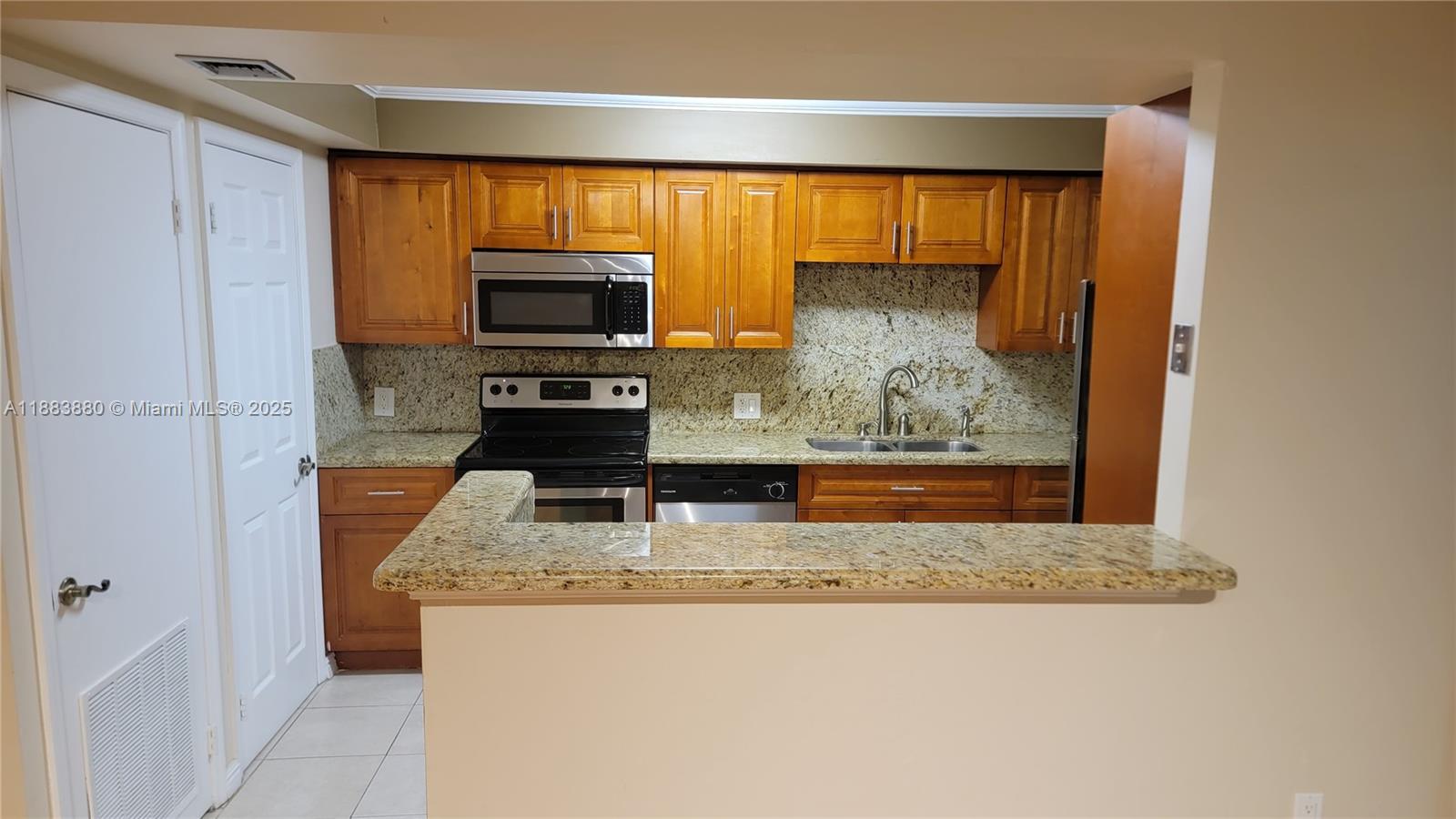 KENDALL ACRES WEST CONDO - Residential Lease