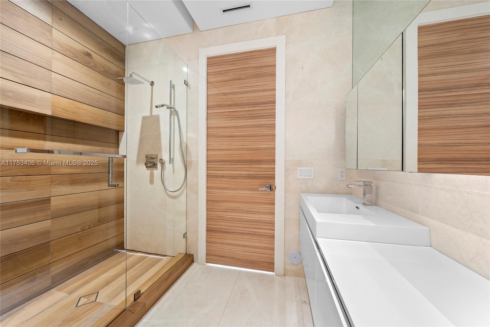 GOLDEN ISLES SEC - Residential
