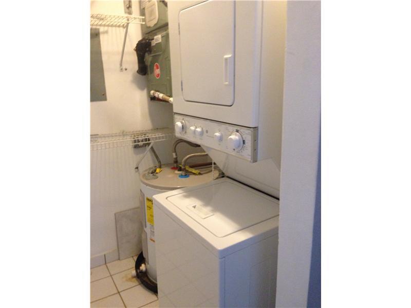 INTRACOASTAL POINT CONDO - Residential Lease