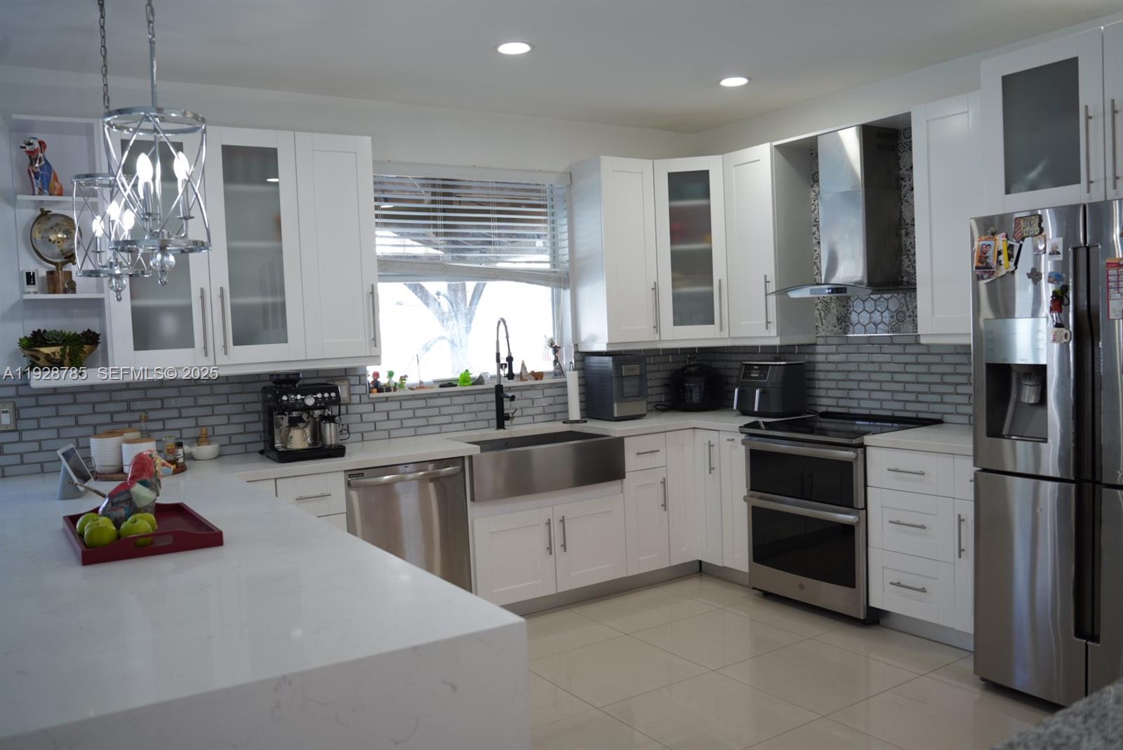 KENDALL COMMONS RESIDENTI - Residential