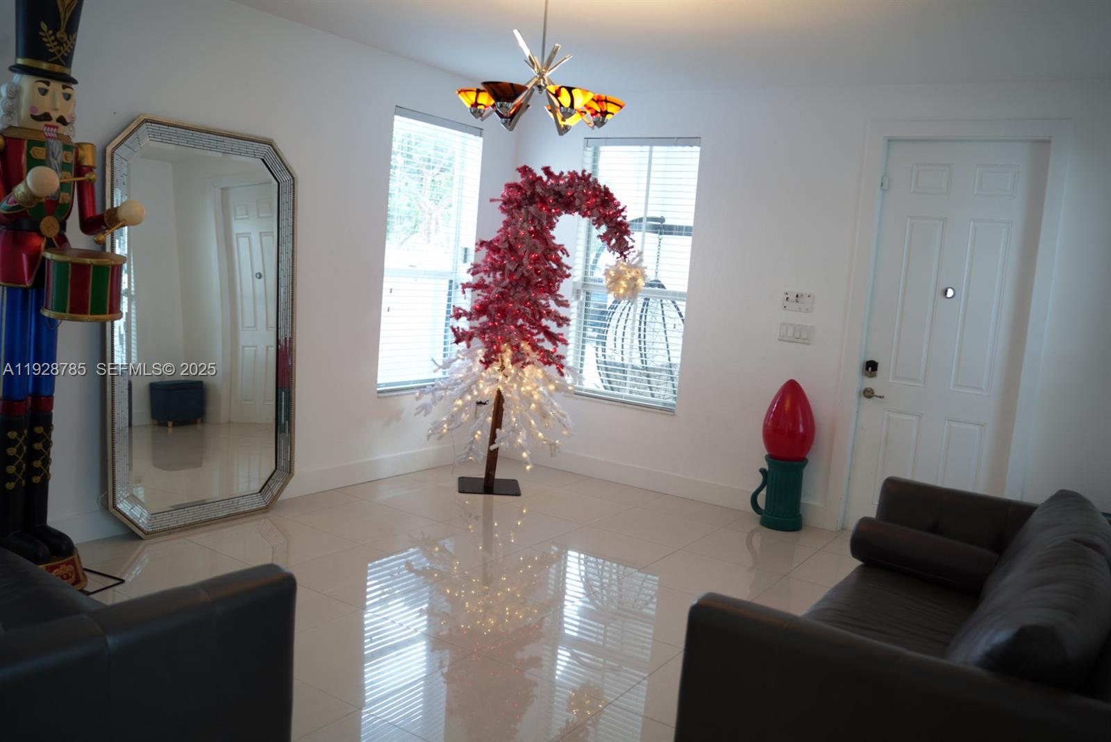 KENDALL COMMONS RESIDENTI - Residential