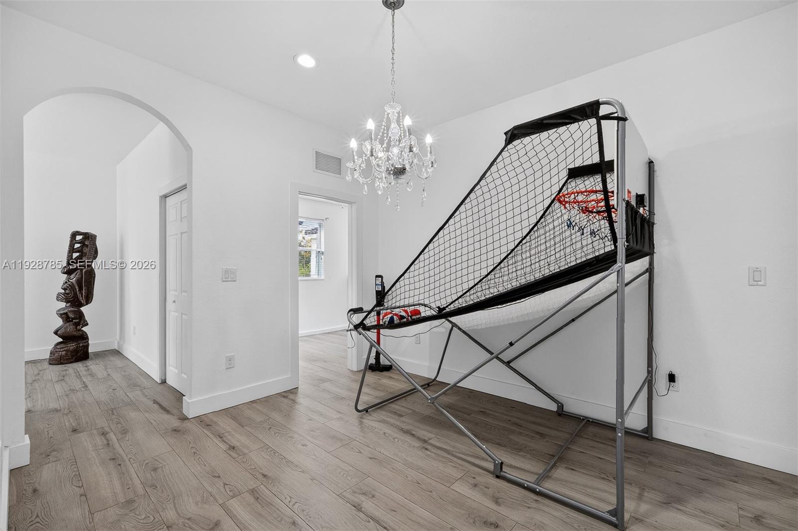 KENDALL COMMONS RESIDENTI - Residential