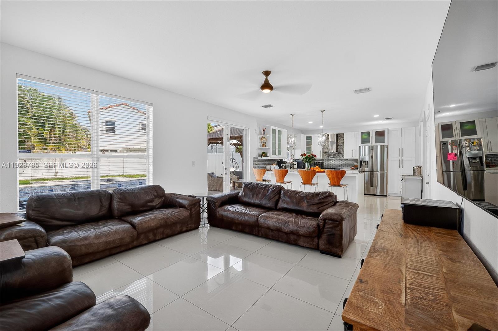 KENDALL COMMONS RESIDENTI - Residential