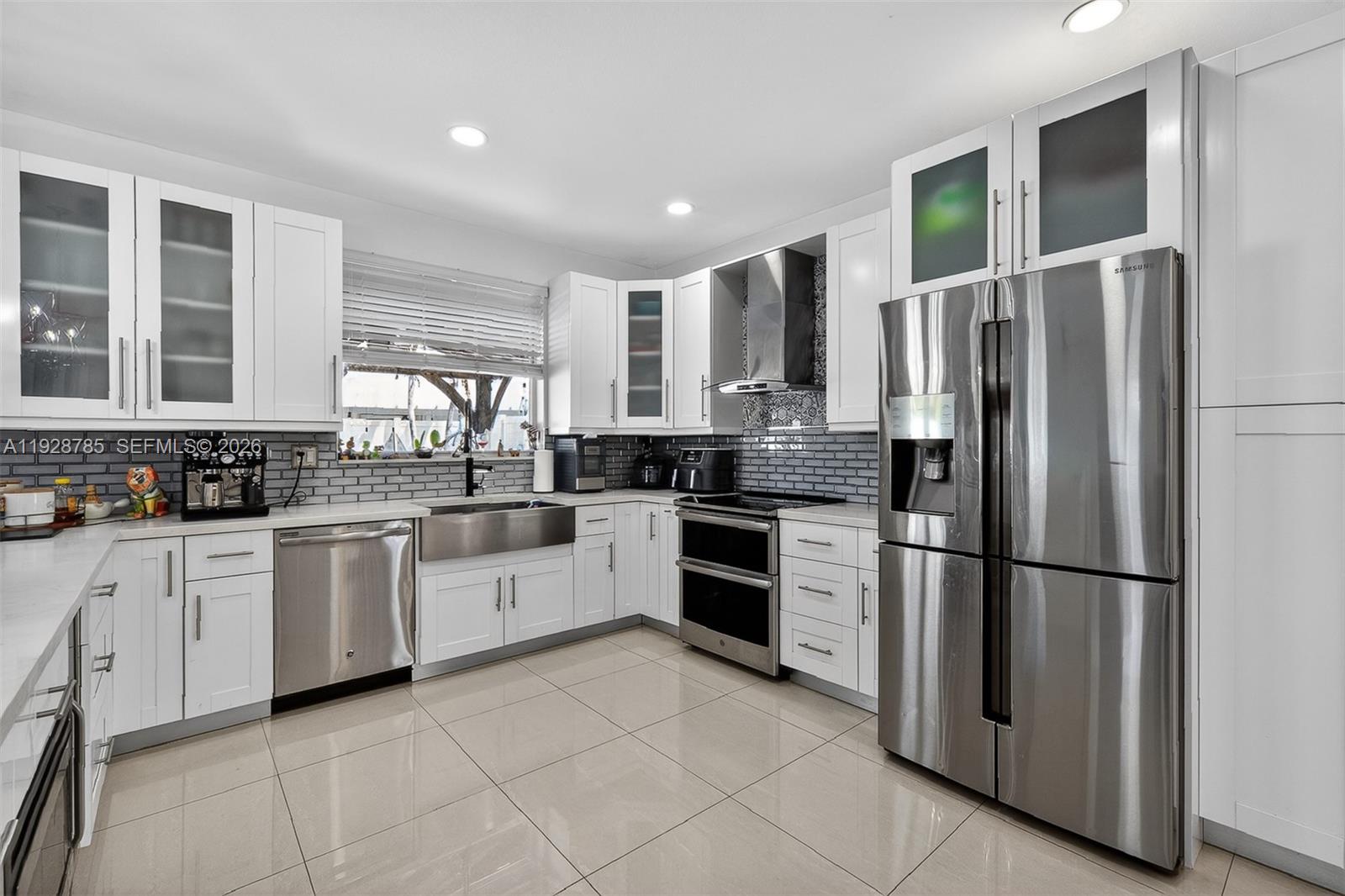 KENDALL COMMONS RESIDENTI - Residential