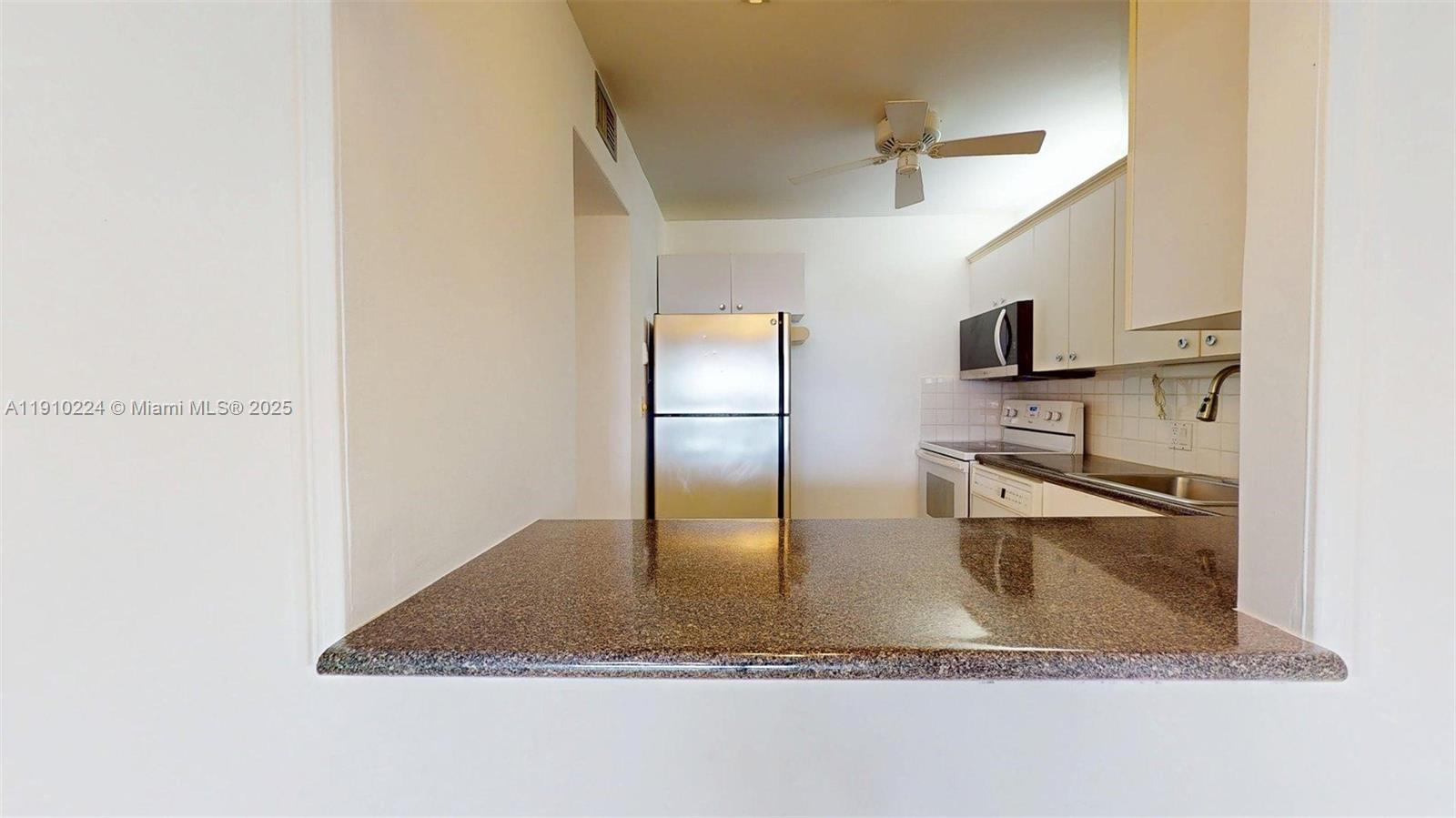 AVENTURA ELDORADO CONDO - Residential