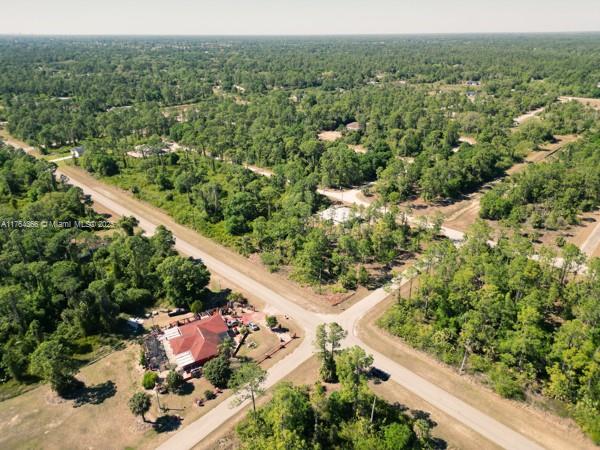 VERY NICE LOT IN A GROWING SECTION. SUNRISE BLVD IS WELL TRAVELLED AND CONNECT TO MANY ROADS LEADING TO HWY 82.
PAVED ROADS, ELECTRIC, ETC.
BUY AND HOLD FOR INVESTMENT OR BUILD A HOUS ETO RENT OR FOR RESALE. TAX AND INSURANCE IS REASONABLE IN LEHIGH ACRES.
BUILDER CAN BUILD A 3/2+ 2 GARAGE, 1951 SQ FT, CONSISTING OF PORCELAINE FLOOR, HIGH IMPACT WINDOWS, QUARTZ KITCHEN COUNTER TOP, STAINLESS STEEL APPLIANCES, ETC. FOR APPX 215K WITH APPRAISED VALUE OF APPX 340K.
INTRODUCTION IS AVAILABLE TO BUILDER AND LENDER FOR CONSTRUCTION LOAN.
PRIVATE FINANCING IS AVAILABLE, CALL FOR DETAILS.