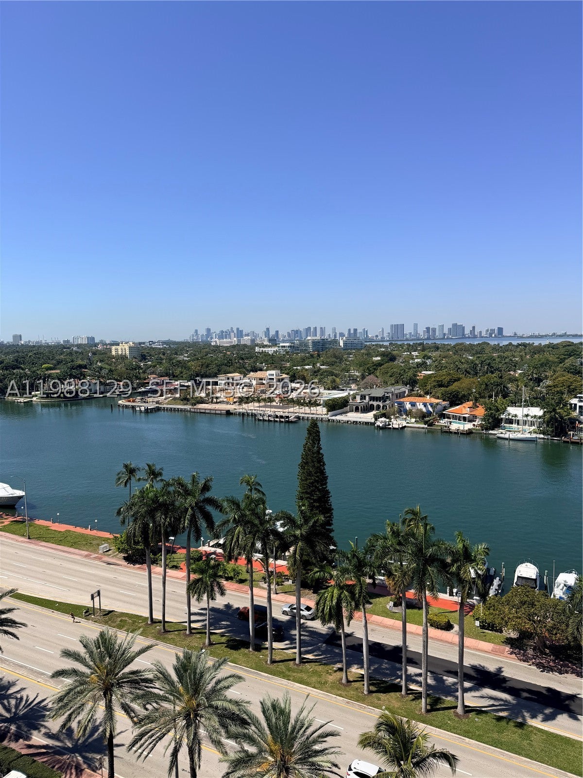 5161 Collins Ave 1506
