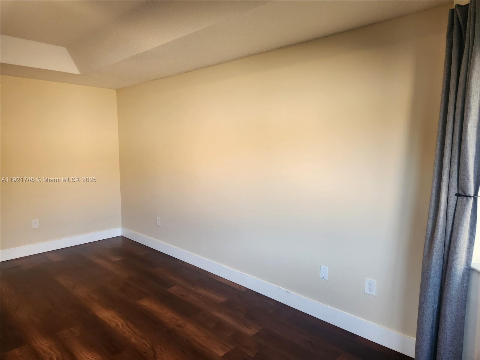 DORAL ISLES MARTINIQUE - Residential