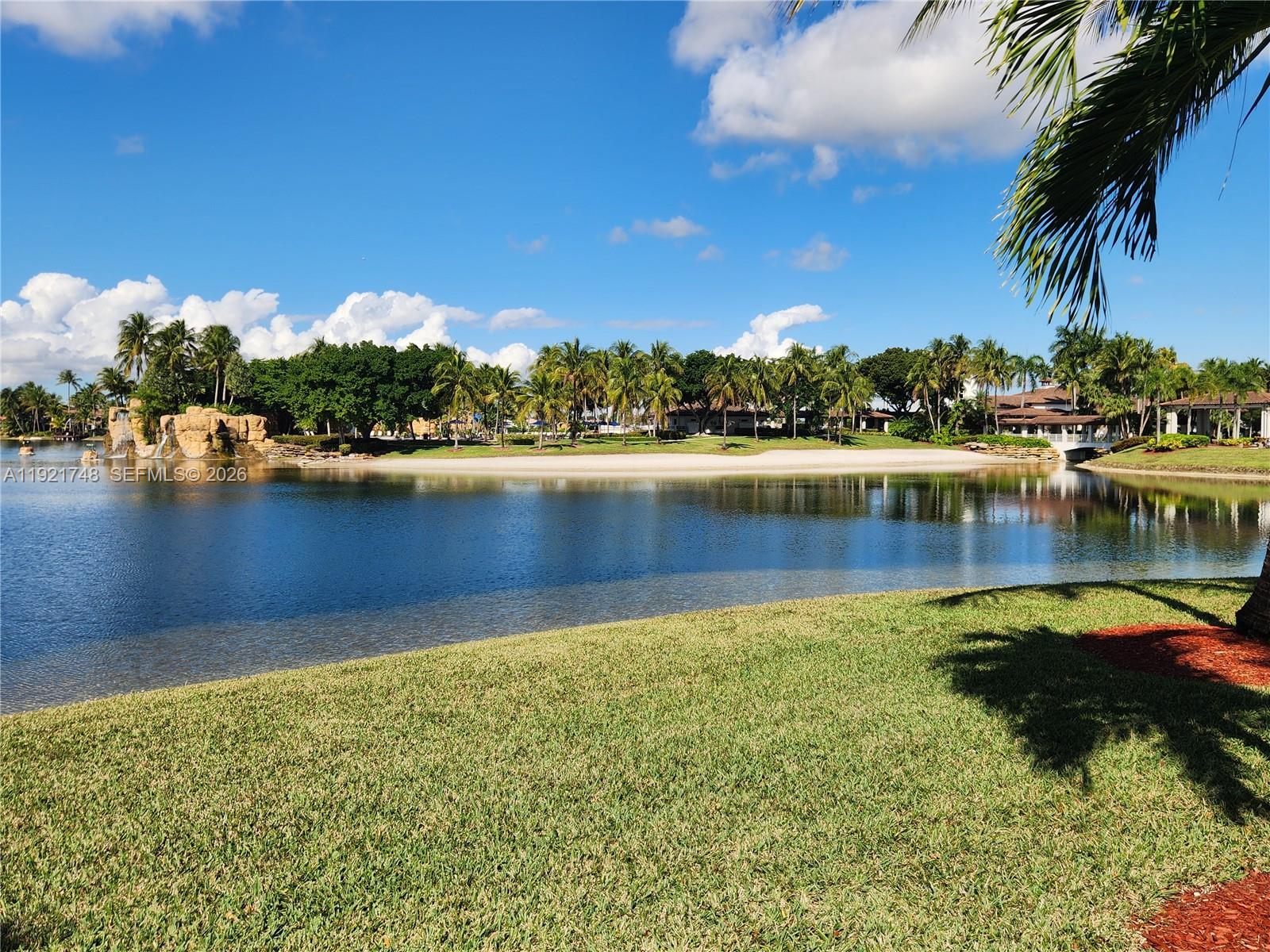 DORAL ISLES MARTINIQUE - Residential