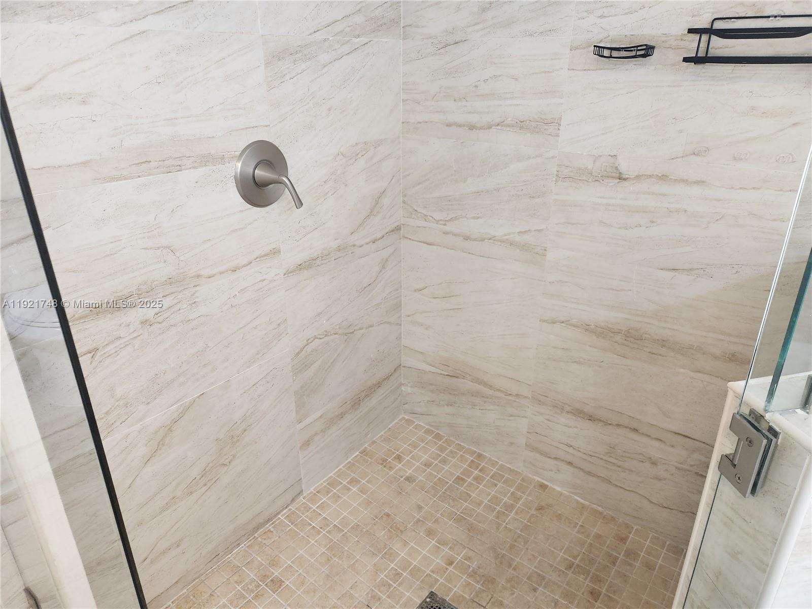 DORAL ISLES MARTINIQUE - Residential