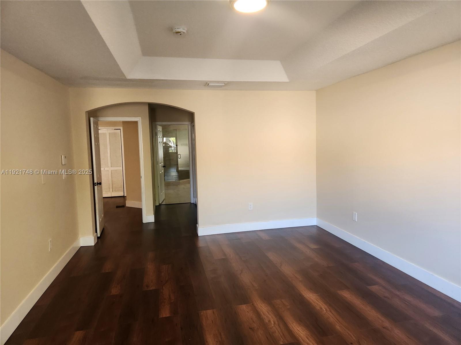 DORAL ISLES MARTINIQUE - Residential