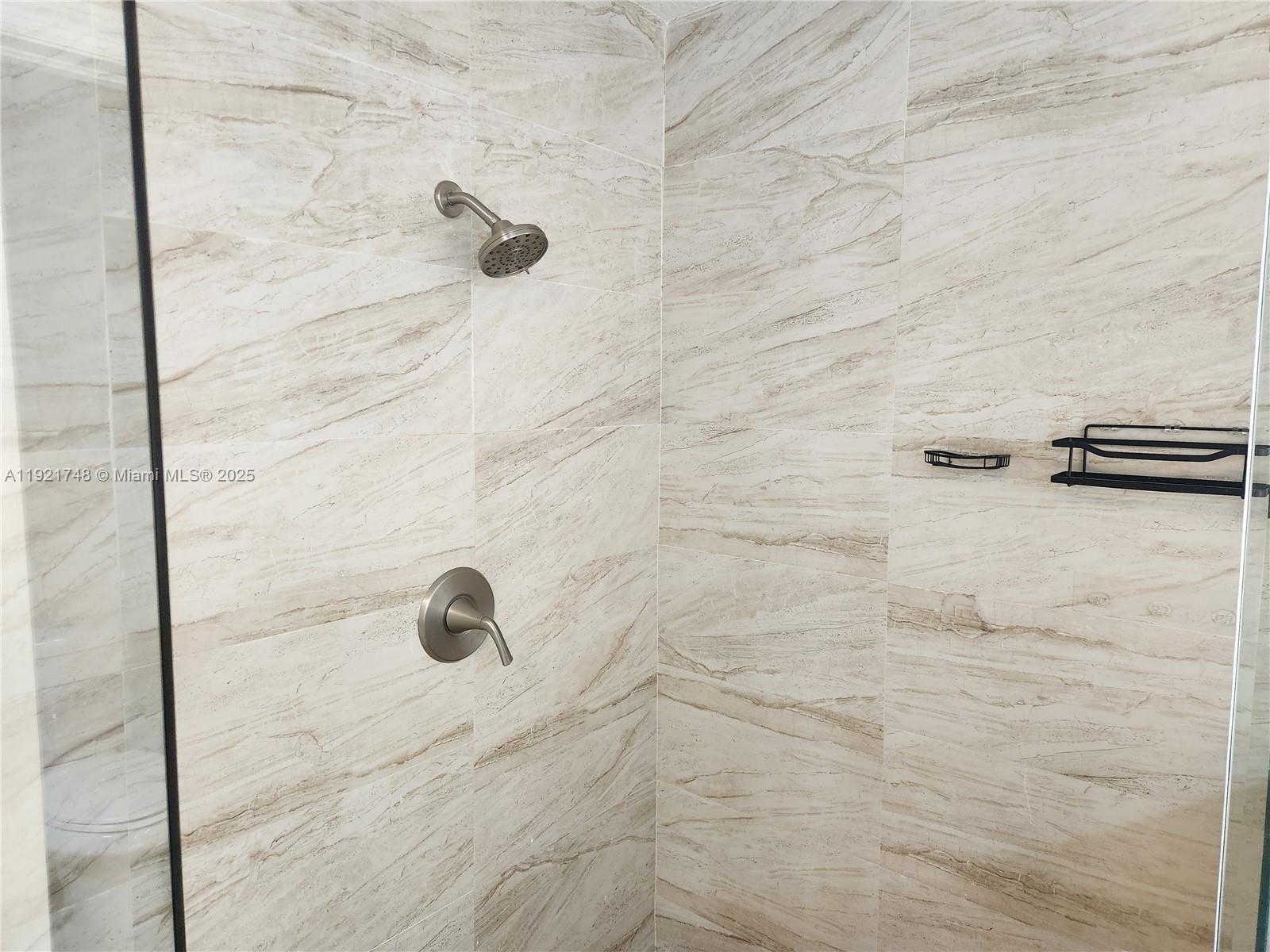 DORAL ISLES MARTINIQUE - Residential