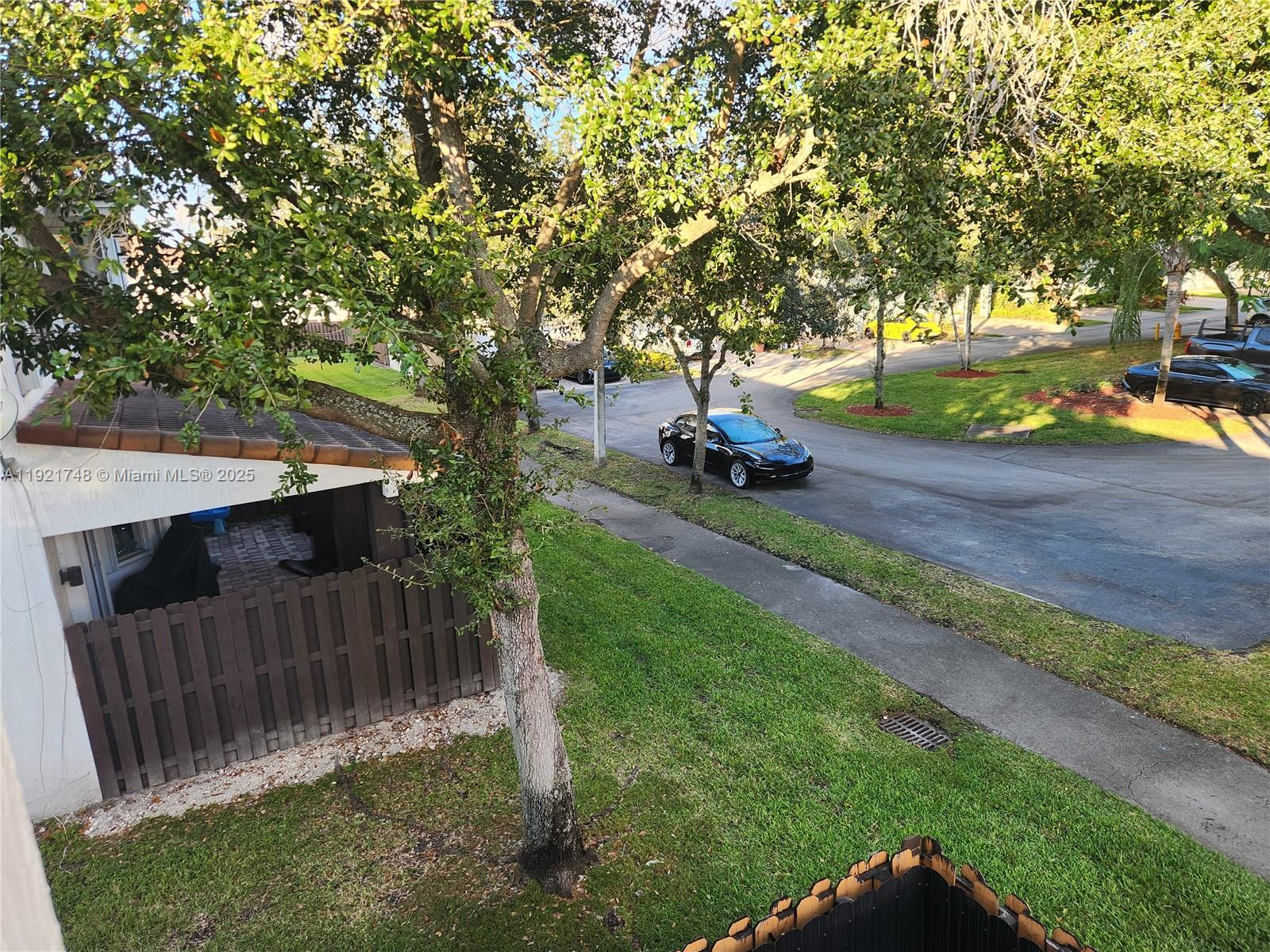 DORAL ISLES MARTINIQUE - Residential