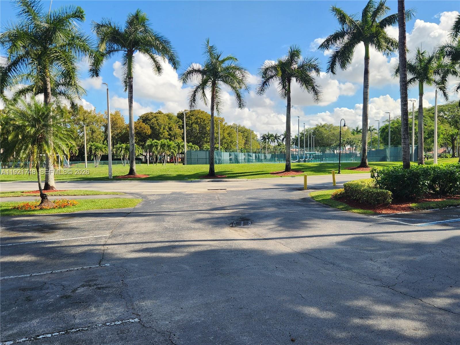 DORAL ISLES MARTINIQUE - Residential