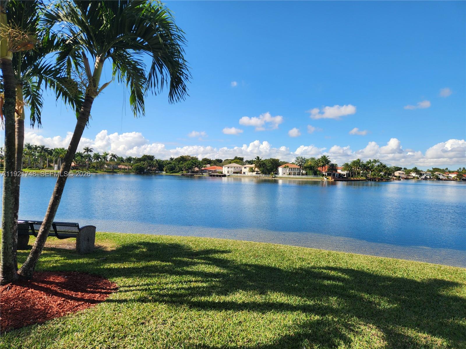 DORAL ISLES MARTINIQUE - Residential