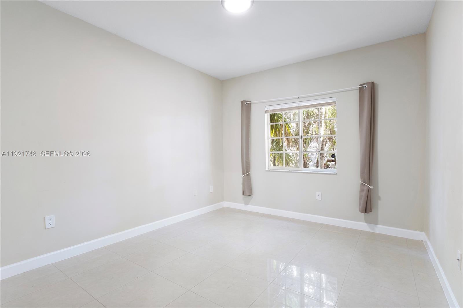 DORAL ISLES MARTINIQUE - Residential