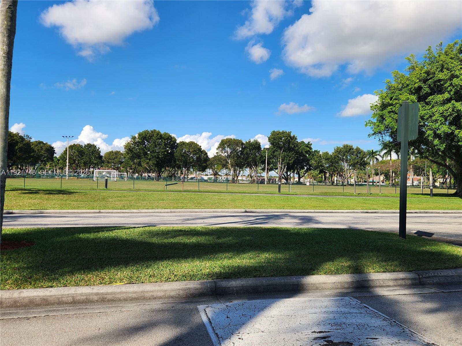 DORAL ISLES MARTINIQUE - Residential