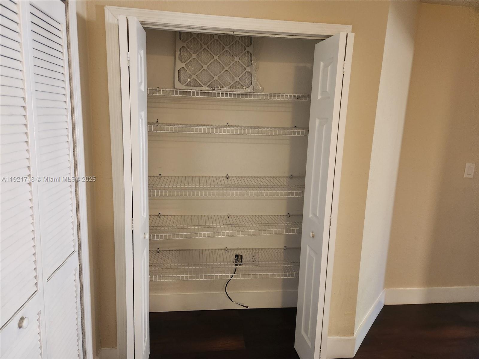 DORAL ISLES MARTINIQUE - Residential